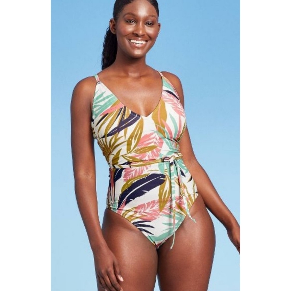 Kona Sol Belted Vneck Medium Coverage One piece swimsuit Multicolor Size M